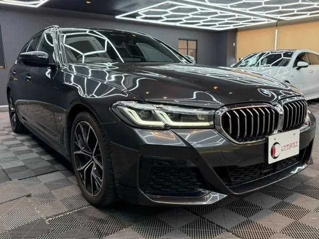BMW 5 Series 2022 — миниатюра 3