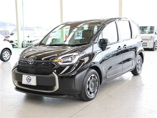 Toyota Sienta HYBRID Z 2025 — фото 1, купить с доставкой в Москву