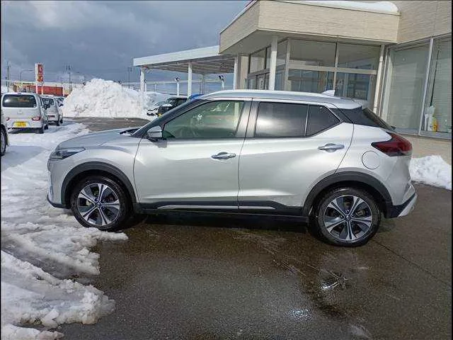 Nissan KIX X Four 4WD 2023 — миниатюра 4