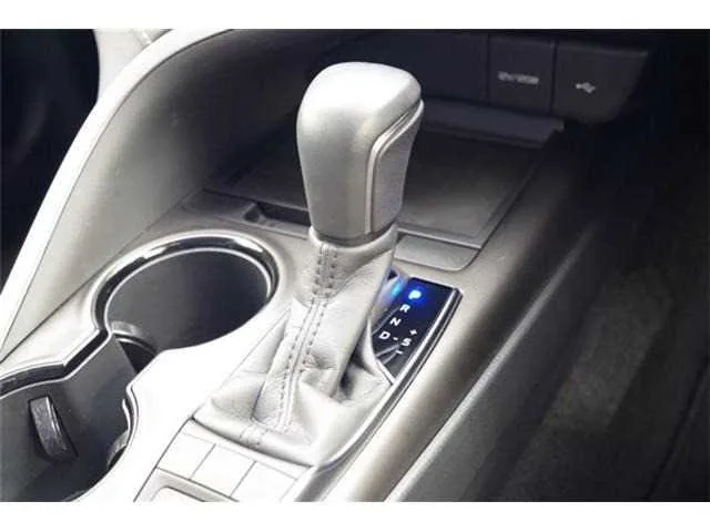 Toyota Camry 2023 — миниатюра 4