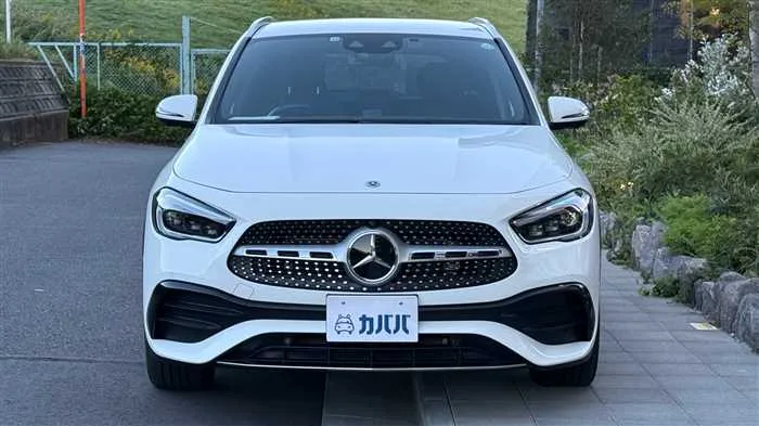 Mercedes-Benz GLA-Class GLA200d 4MATIC AMG 2022 — миниатюра 2
