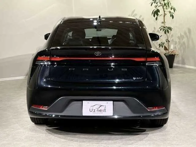 Toyota Prius 2024 — миниатюра 2