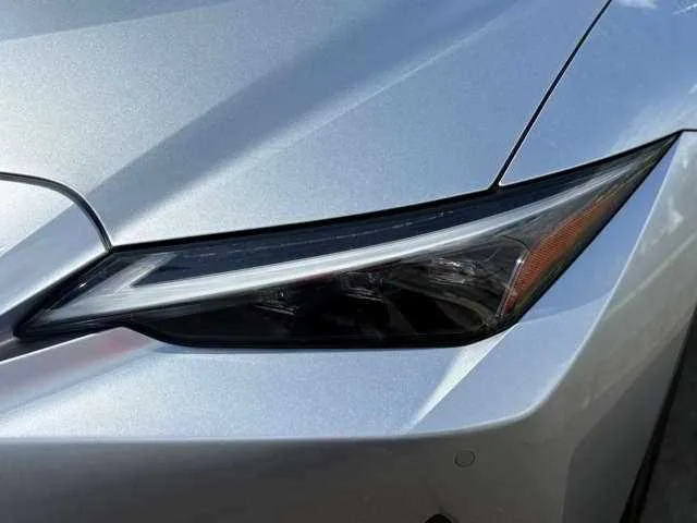 Lexus IS 2023 — миниатюра 5