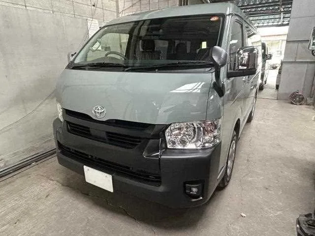 Toyota Hiace Van 2026 — фото 1, купить с доставкой в Москву