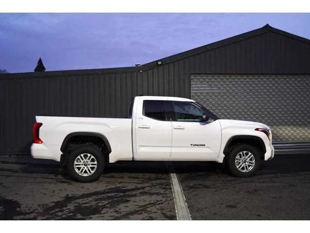 Toyota Tundra 2025 — миниатюра 3
