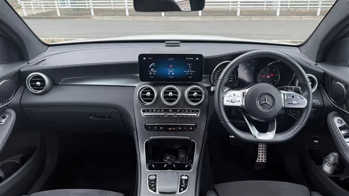 Mercedes-Benz GLC-Class GLC220d 4MATIC AMG 2023 — миниатюра 5