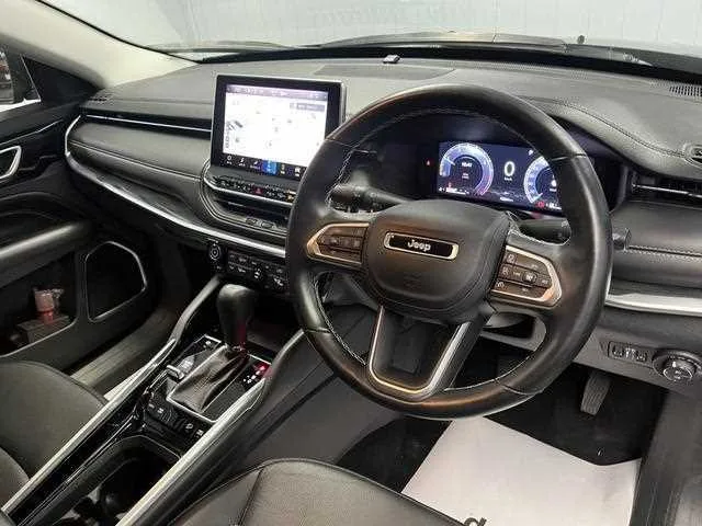 Jeep Commander 2024 — миниатюра 2