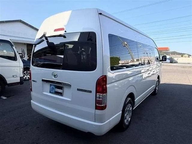 Toyota Hiace Wagon 2025 — миниатюра 2