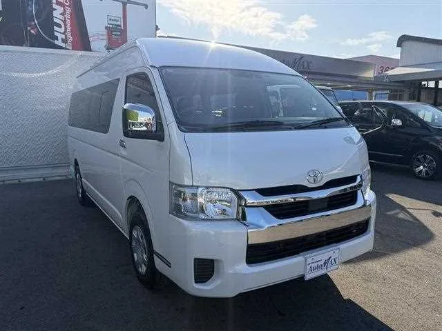 Toyota Hiace Wagon 2025 — миниатюра 3
