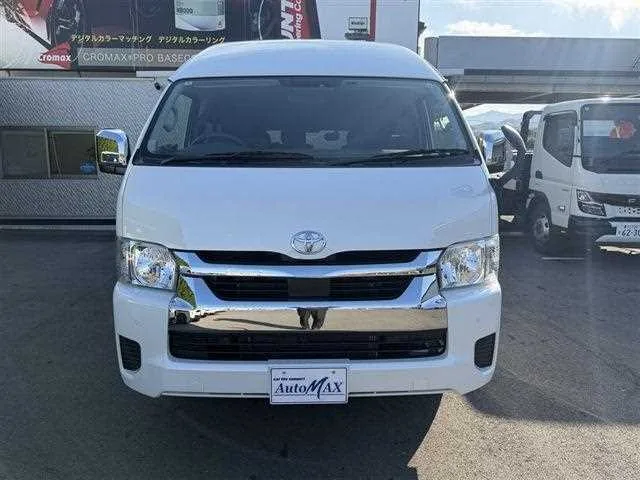 Toyota Hiace Wagon 2025 — миниатюра 5