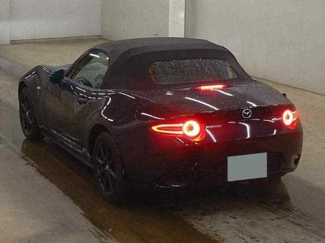 Mazda Roadster 2025 — миниатюра 2