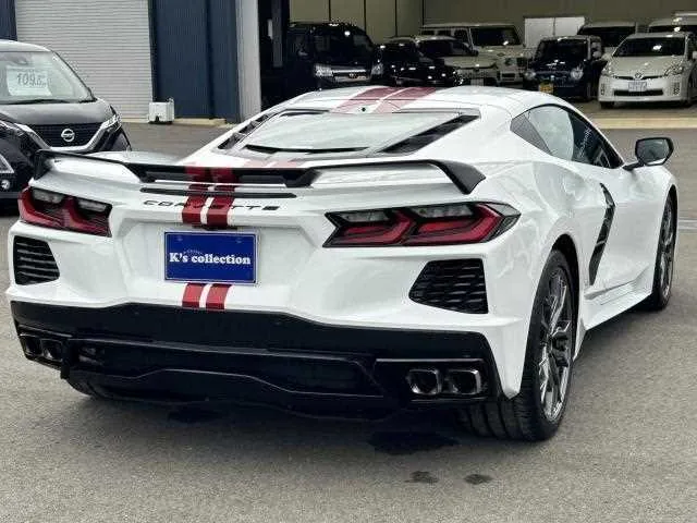 Chevrolet Corvette 2023 — миниатюра 2