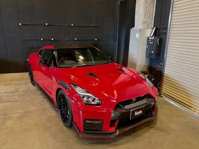 Nissan Nissan GT-R 2022 — миниатюра 2