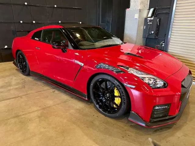 Nissan Nissan GT-R 2022 — миниатюра 3