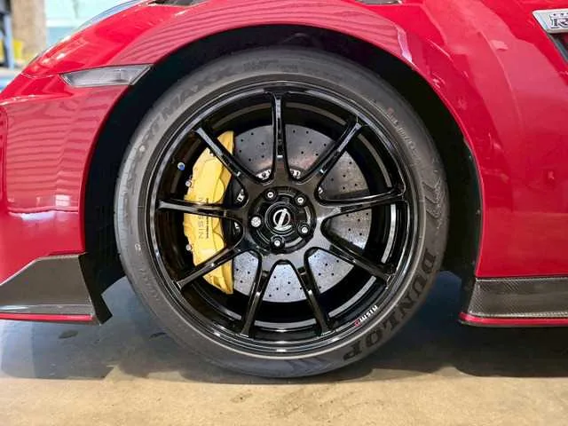 Nissan Nissan GT-R 2022 — миниатюра 4