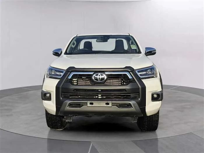 Toyota Hilux 2022 — миниатюра 2