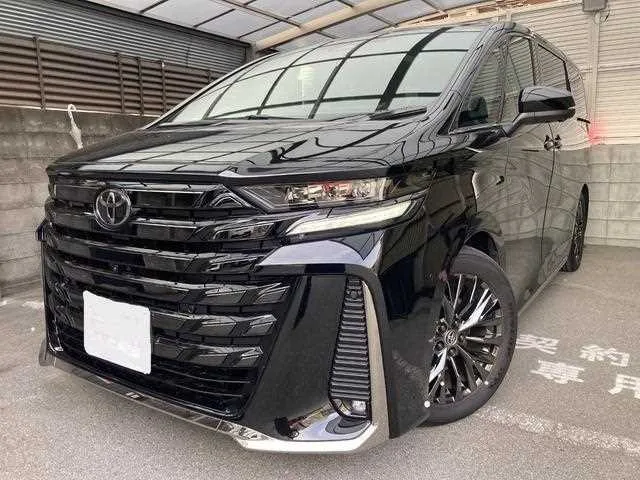 Toyota Vellfire 2024 — фото 1, купить с доставкой в Москву