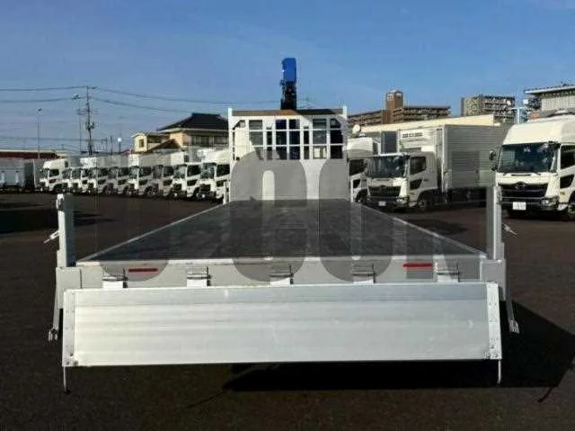 Hino Profia 2024 — миниатюра 4