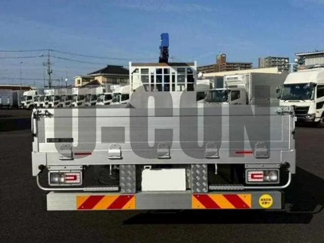 Hino Profia 2024 — миниатюра 5