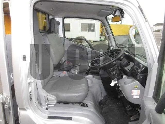 Toyota Dyna Truck 2023 — миниатюра 4