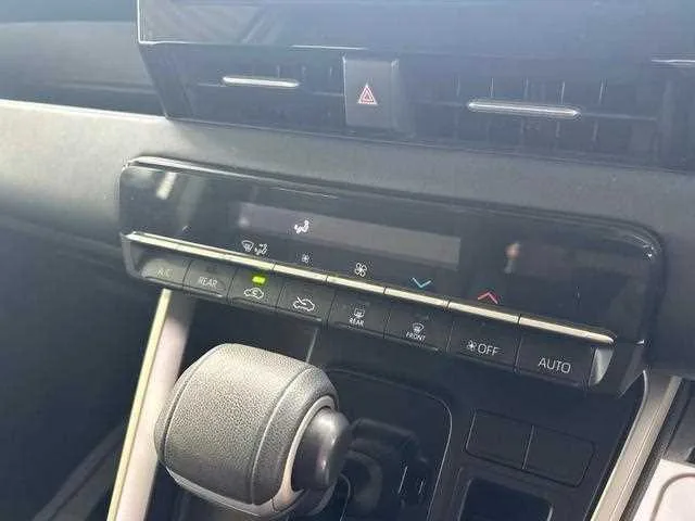 Toyota Noah 2023 — миниатюра 3