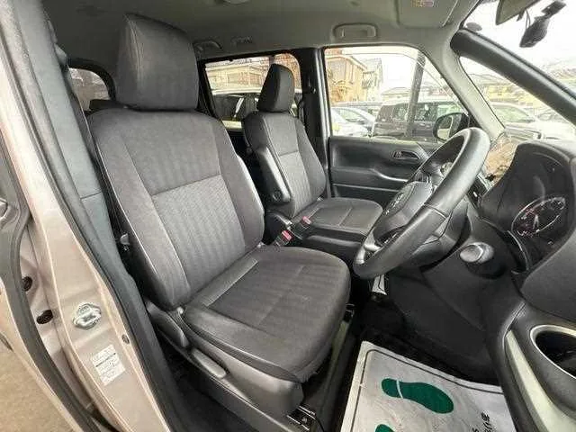 Toyota Noah 2023 — миниатюра 4