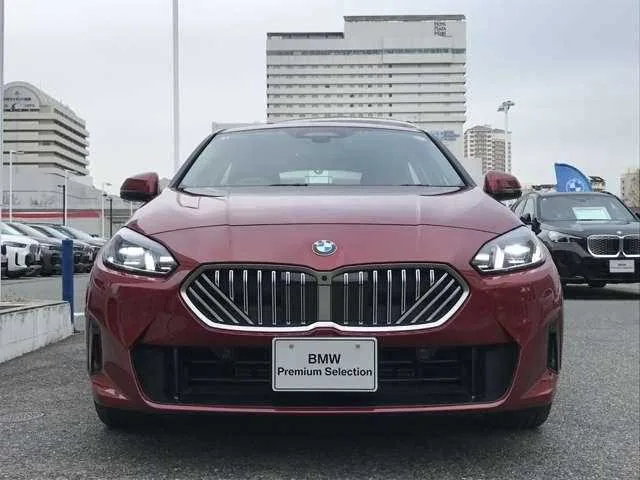 BMW 1 Series 120d 2025 — миниатюра 5