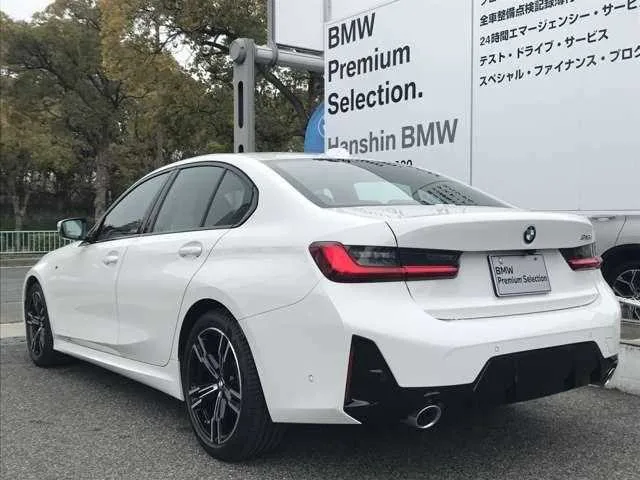 BMW 3 Series 2025 — миниатюра 2