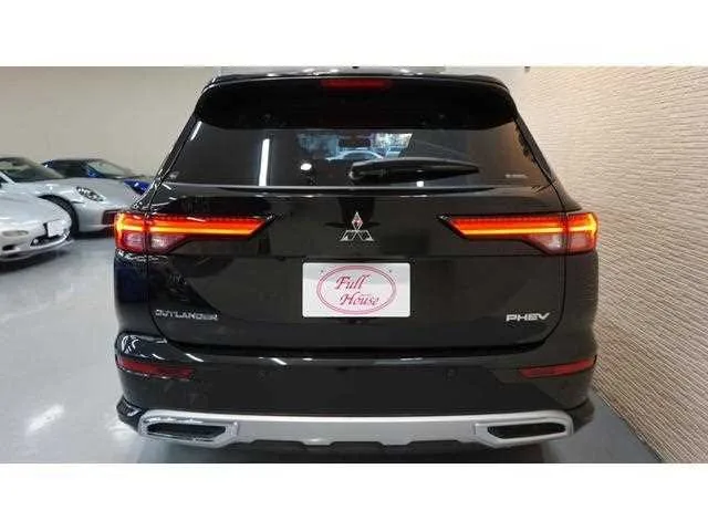 Mitsubishi Outlander 2024 — миниатюра 2