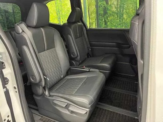 Toyota Noah 2024 — миниатюра 4