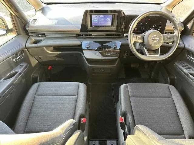 Nissan Serena 2024 — миниатюра 2