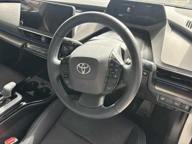 Toyota Prius 2023 — миниатюра 3
