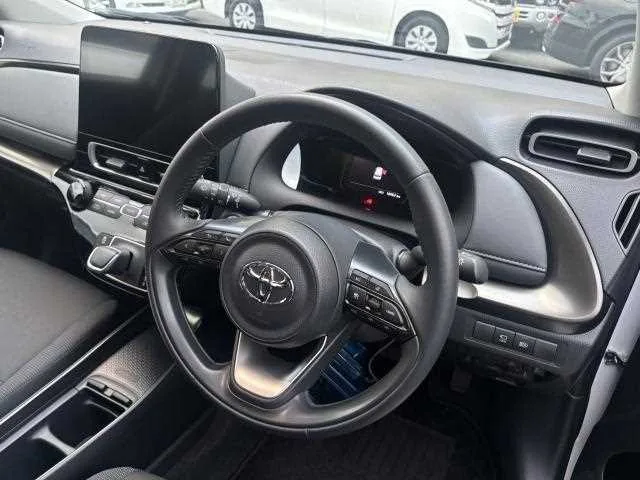 Toyota AQUA 2024 — миниатюра 3