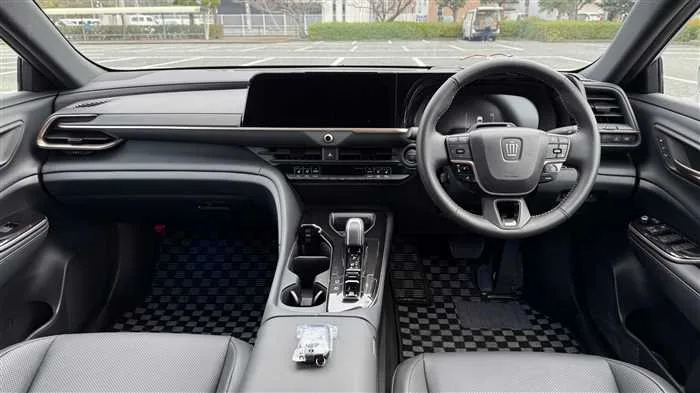 Toyota Crown Z 2024 — миниатюра 5