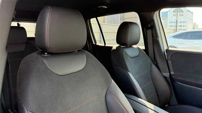 Mercedes-Benz Mercedes-Benz Others GLB200d 4MATIC AMG 2023 — миниатюра 5