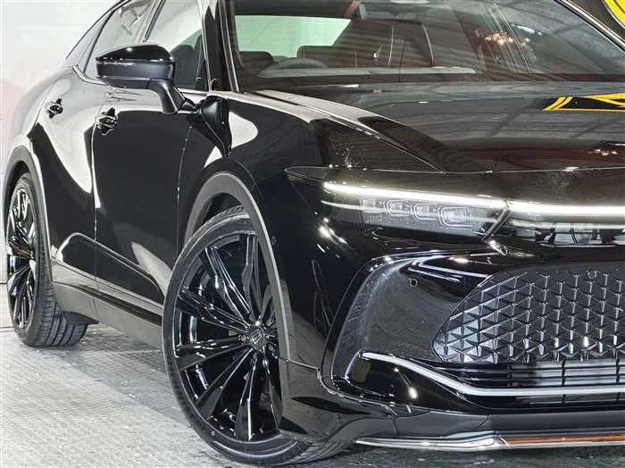 Toyota Crown 2.4 RS Advanced 4WD Turbo Modellista Body Kits 2023 — миниатюра 2