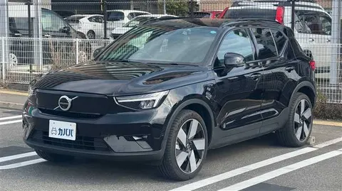 Volvo XC40 2023 купить в Москве