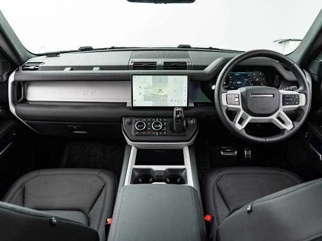 Land Rover Defender 2025 — миниатюра 2