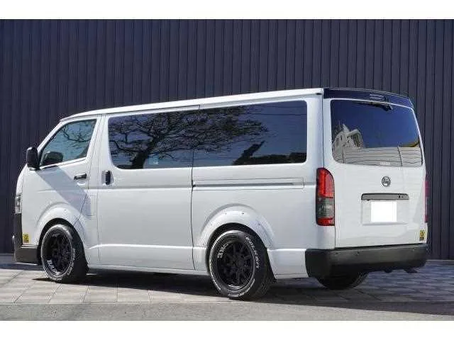 Toyota Hiace Van 2022 — миниатюра 2