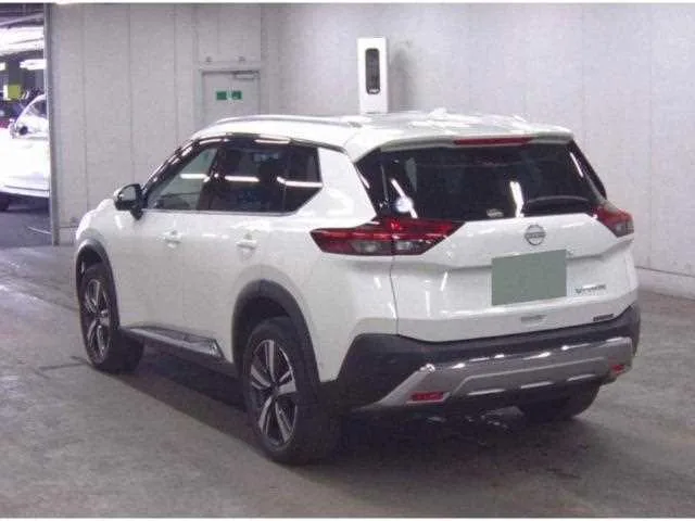 Nissan X-Trail 2023 — миниатюра 2