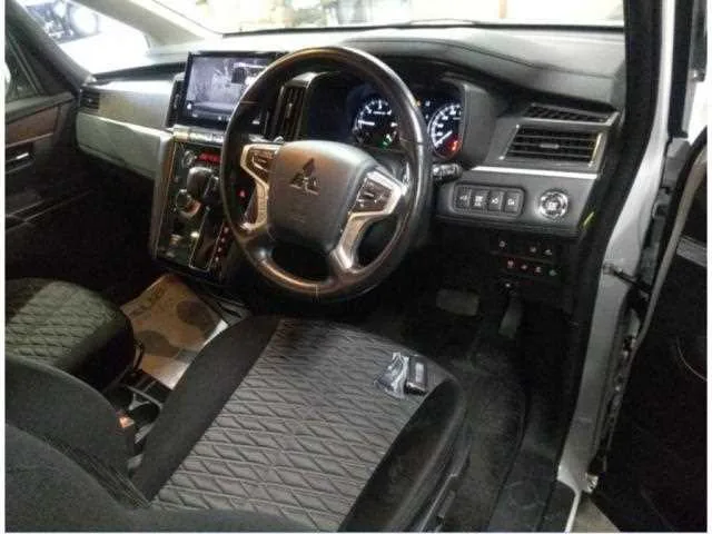 Mitsubishi Delica D:5 4WD 2022 — миниатюра 3