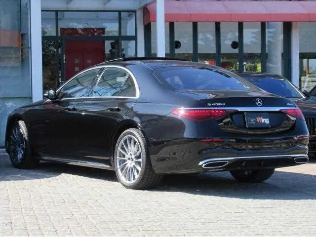 Mercedes-Benz S-Class 2024 — миниатюра 3