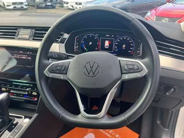 Volkswagen Passat Variant 2022 — миниатюра 3