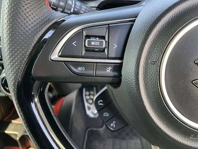 Suzuki Swift 2022 — миниатюра 3