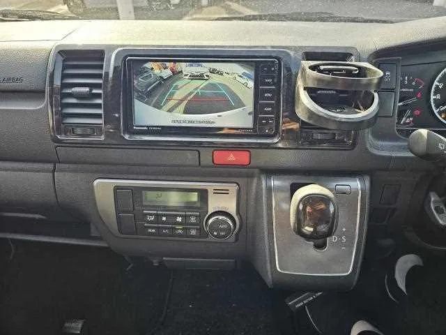 Toyota Hiace Van 2024 — миниатюра 4
