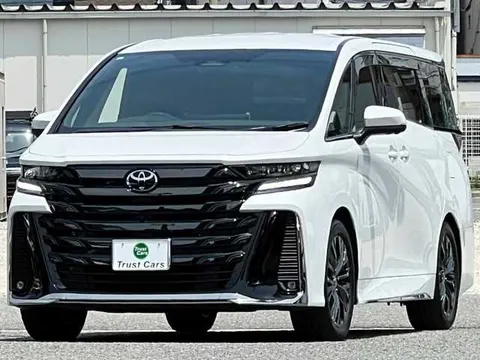 Toyota Vellfire 2025 buy in Moscow