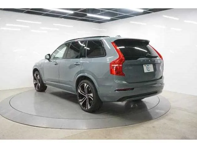 Volvo XC90 2023 — миниатюра 2