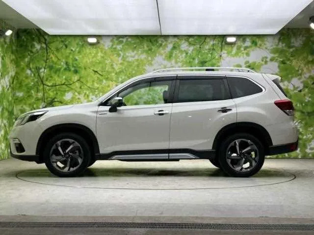 Subaru Forester 2023 — миниатюра 2
