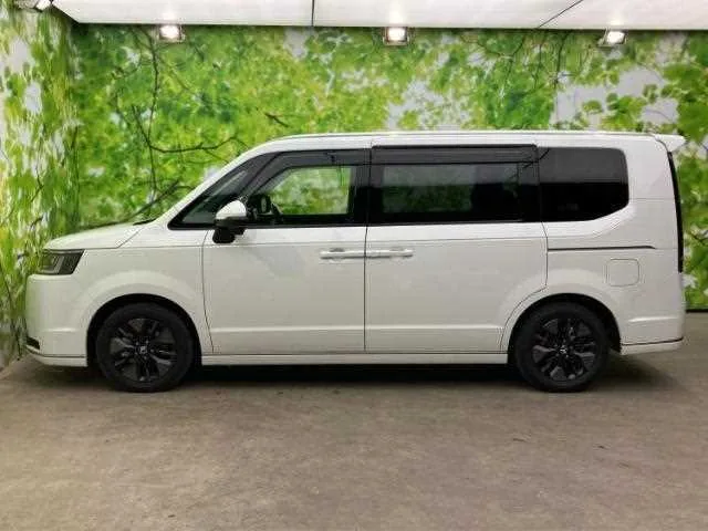 Honda Step WGN 2025 — миниатюра 2