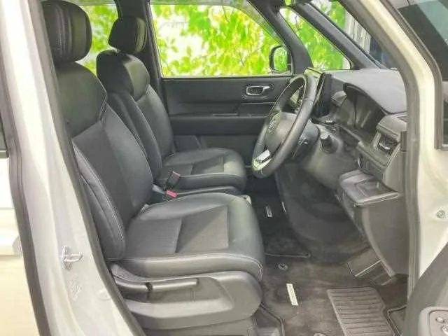 Honda Step WGN 2025 — миниатюра 4